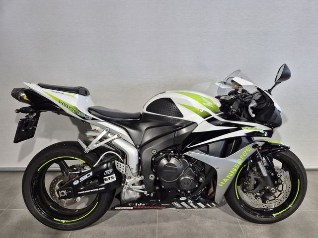 honda - cbr-600-rr