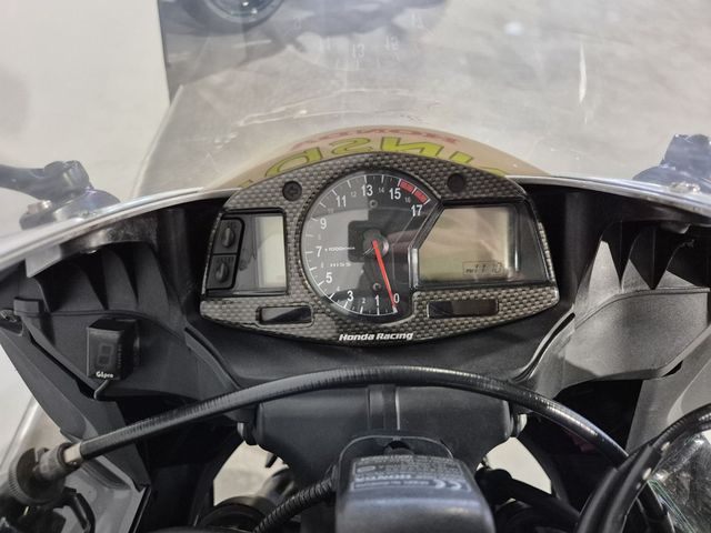 honda - cbr-600-rr