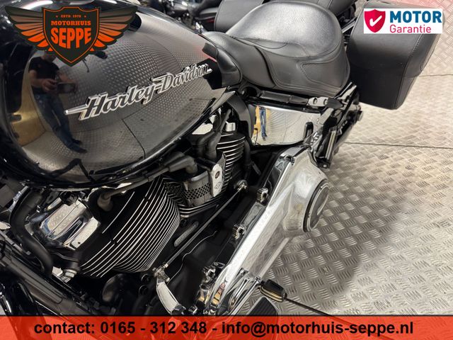 harley-davidson - softail-deluxe