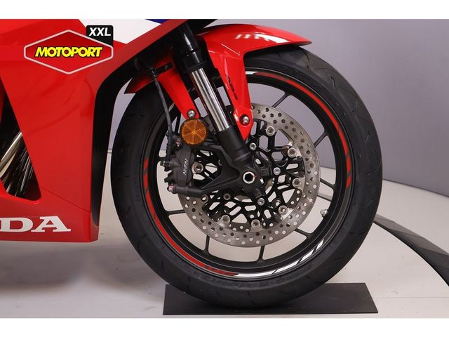 honda - cbr-650-r