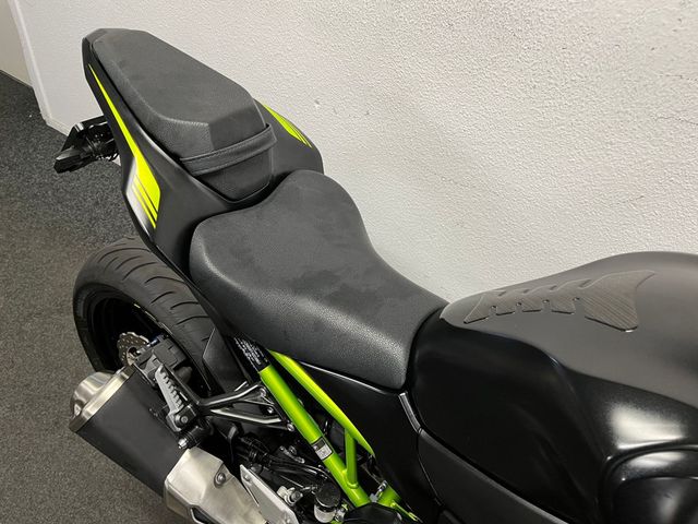 kawasaki - z900