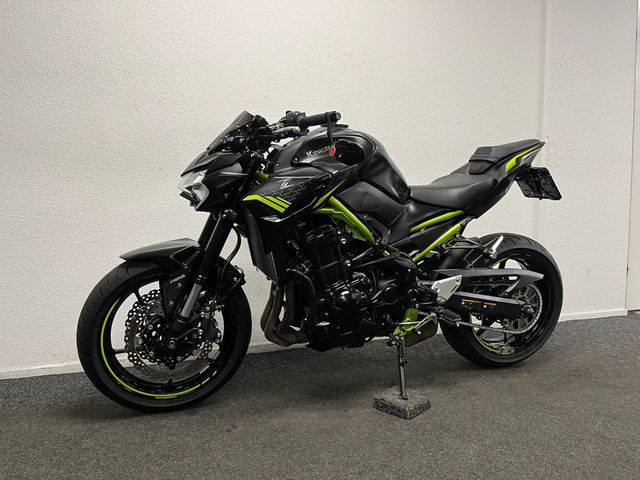 kawasaki - z900