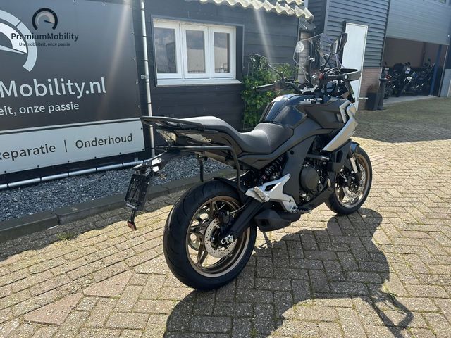 cfmoto - 700-mt