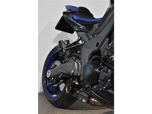 kawasaki - z1000-abs