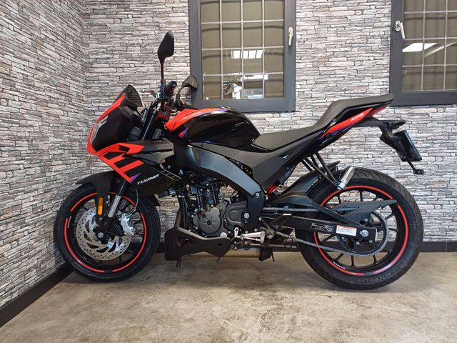 aprilia - tuono-125