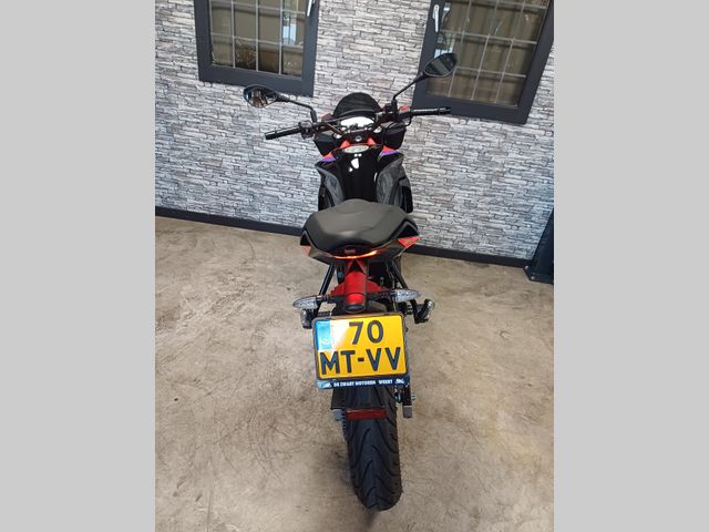 aprilia - tuono-125