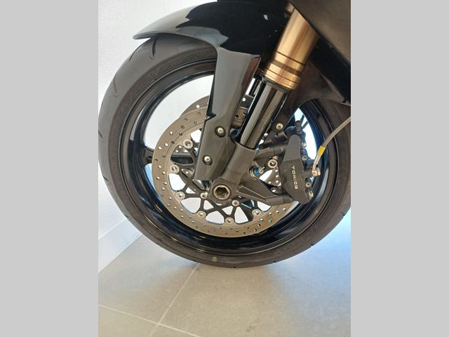 suzuki - gsx-r-1000