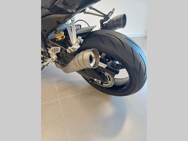 suzuki - gsx-r-1000