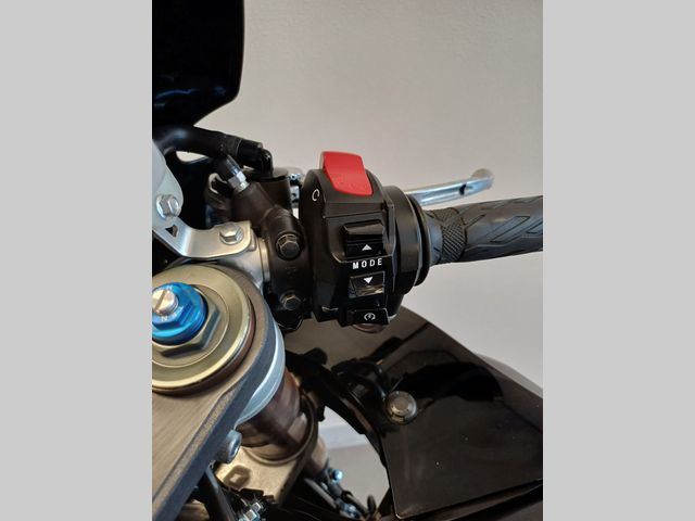 suzuki - gsx-r-1000