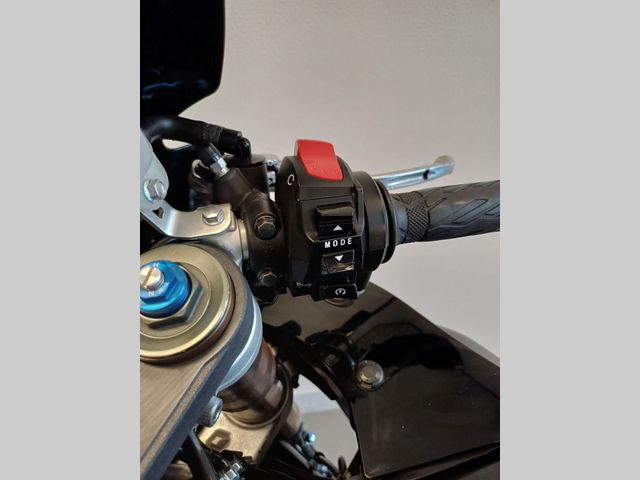 suzuki - gsx-r-1000