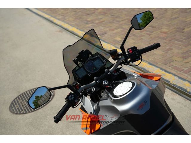 ktm - 1290-super-duke-gt