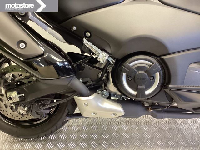 yamaha - tmax-560