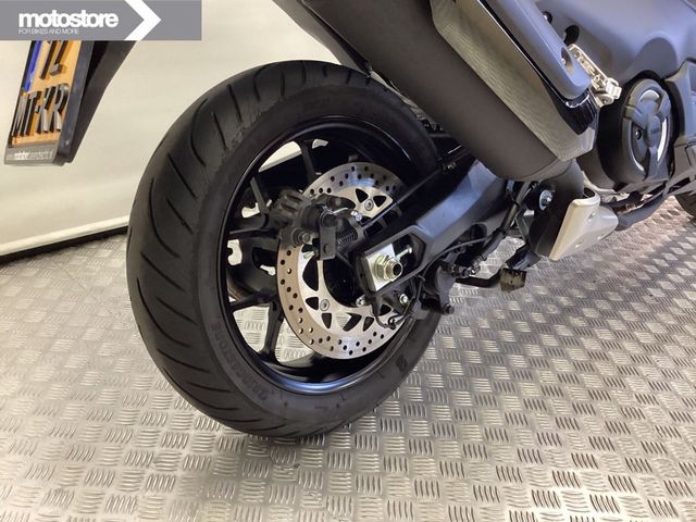 yamaha - tmax-560