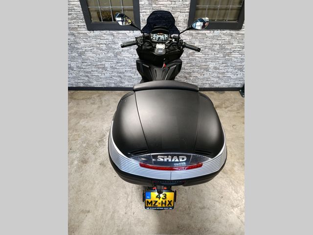 aprilia - sr-gt-200