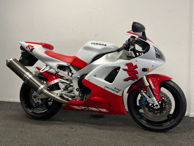 yamaha - yzf-r1
