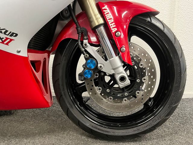 yamaha - yzf-r1