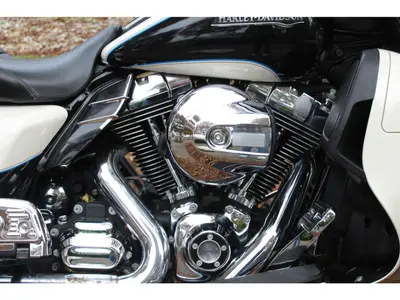 HARLEY-DAVIDSON ELECTRA GLIDE ULTRA CLASSIC FLHTCU – foto 2