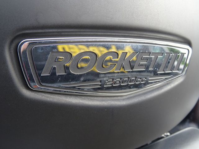 triumph - rocket-iii-roadster-abs