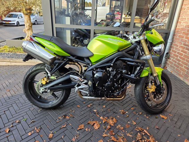 triumph - street-triple-675