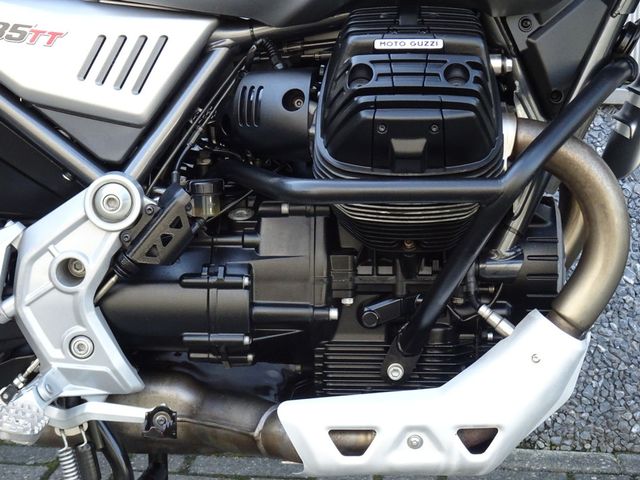 moto-guzzi - v-85-tt
