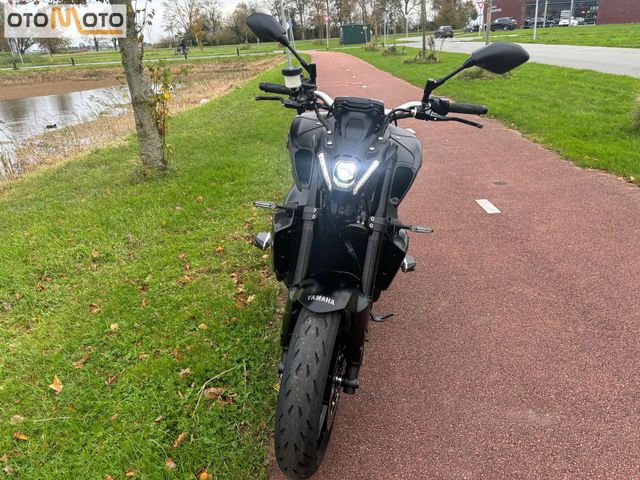 yamaha - mt-09