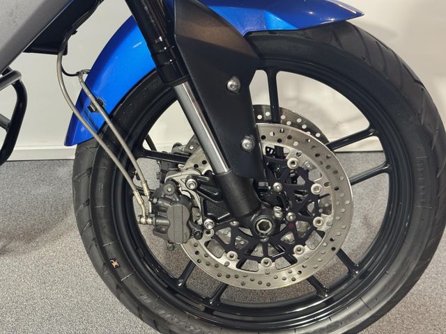 triumph - tiger-800-xrx