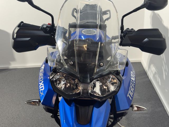 triumph - tiger-800-xrx