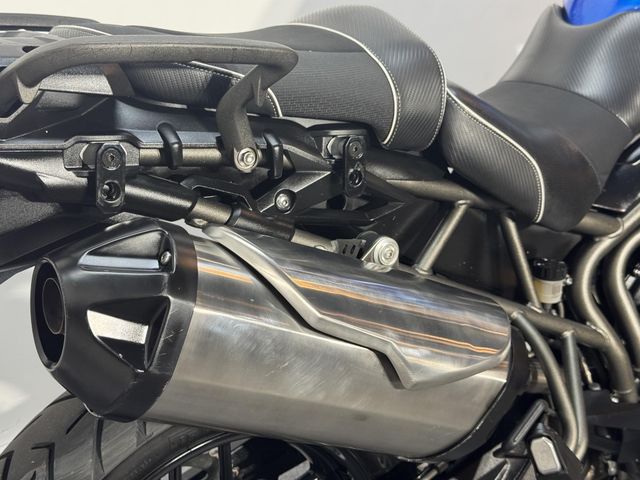 triumph - tiger-800-xrx