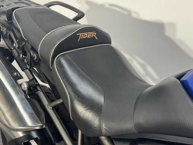 triumph - tiger-800-xrx