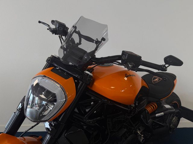 ducati - diavel-1260-lamborghini