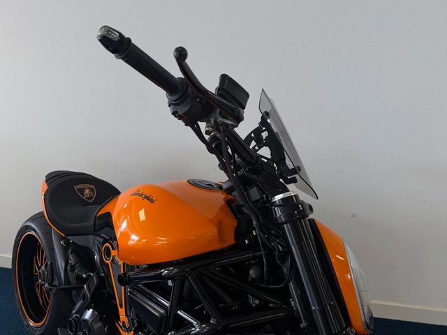 ducati - diavel-1260-lamborghini