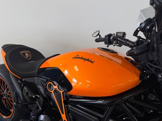 ducati - diavel-1260-lamborghini