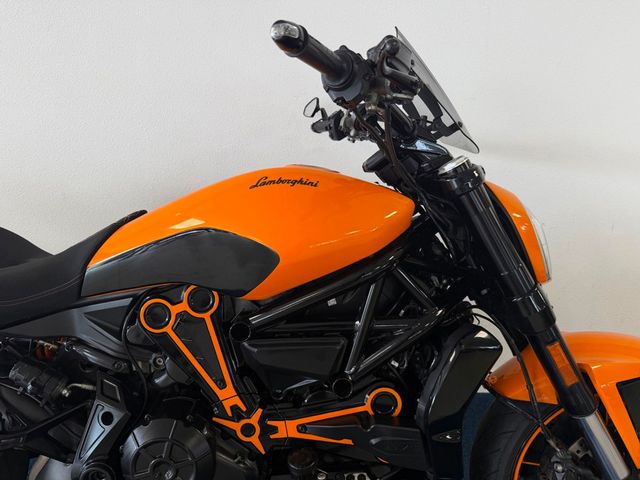 ducati - diavel-1260-lamborghini
