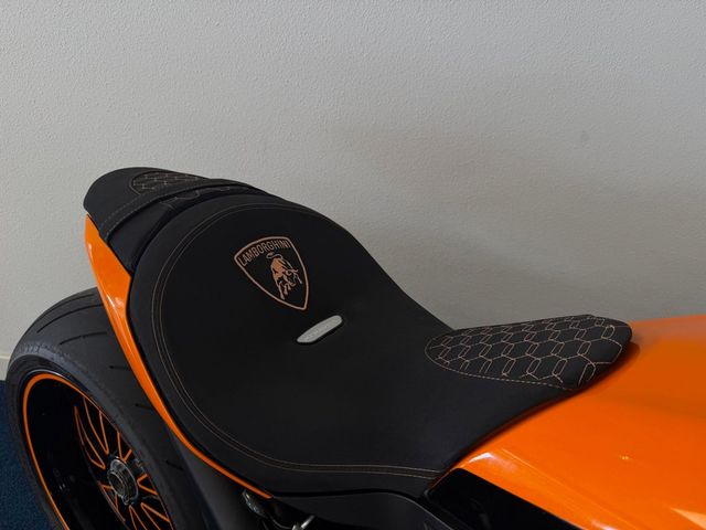 ducati - diavel-1260-lamborghini