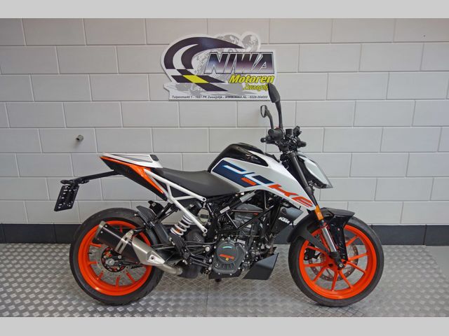 ktm - 125-duke