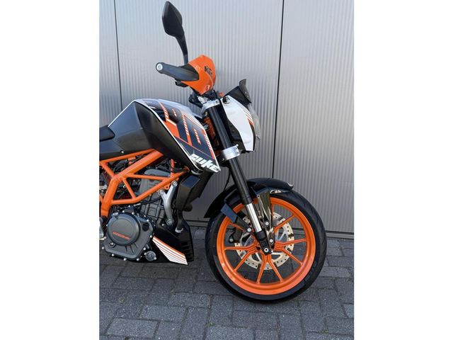 ktm - 390-duke-abs