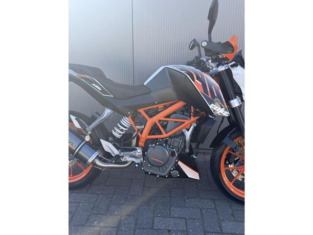 ktm - 390-duke-abs