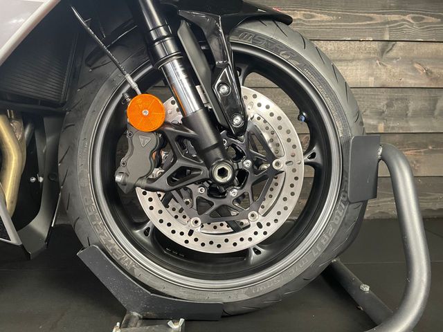 triumph - daytona-660