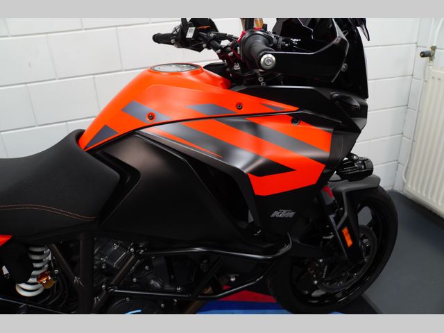 ktm - 1290-super-adventure-s