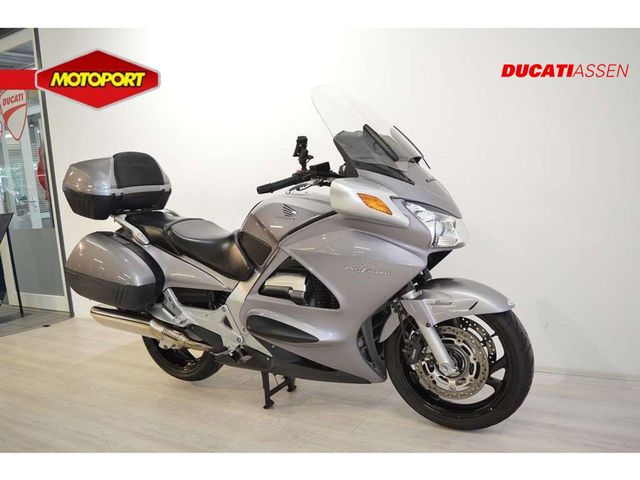 honda - st-1300-pan-european-abs