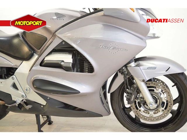 honda - st-1300-pan-european-abs