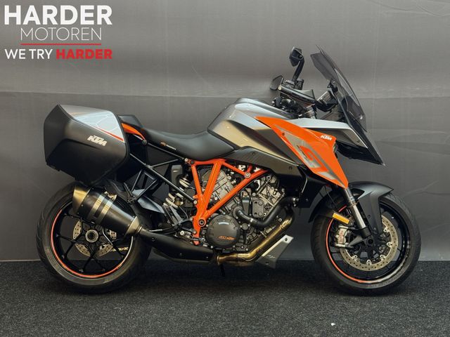 ktm - 1290-super-duke-gt