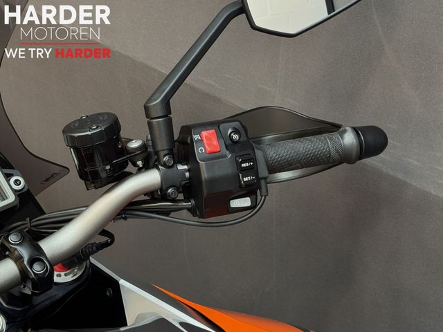 ktm - 1290-super-duke-gt