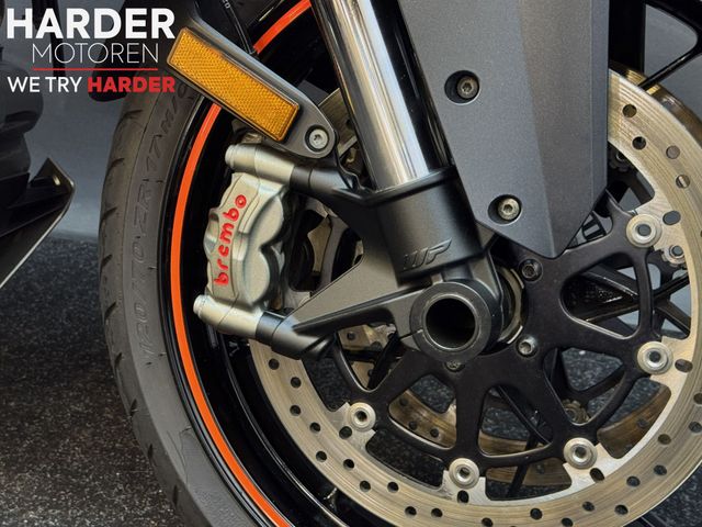 ktm - 1290-super-duke-gt