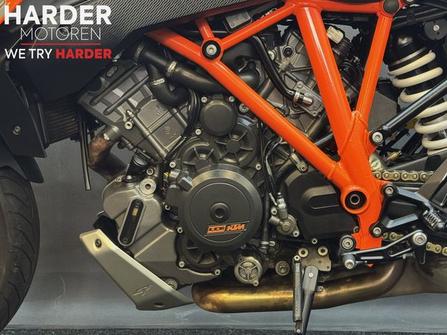 ktm - 1290-super-duke-gt