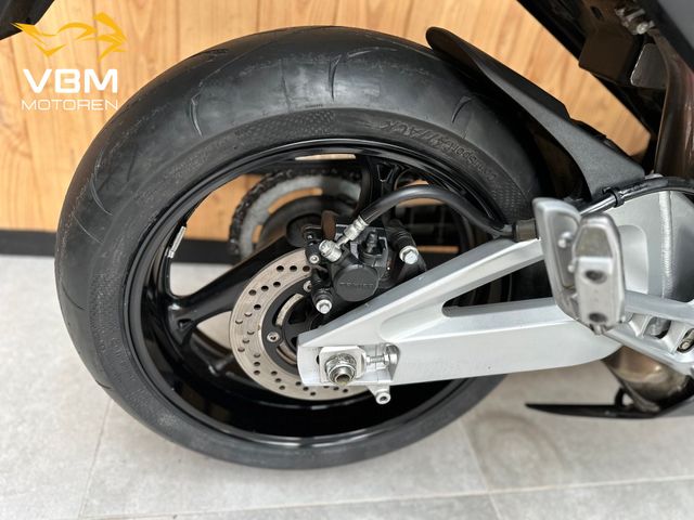 suzuki - gsr-600