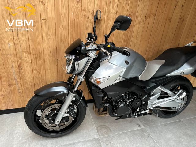 suzuki - gsr-600