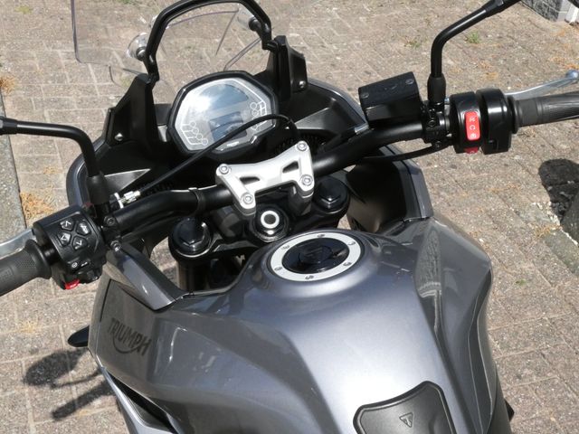 triumph - tiger-sport-660