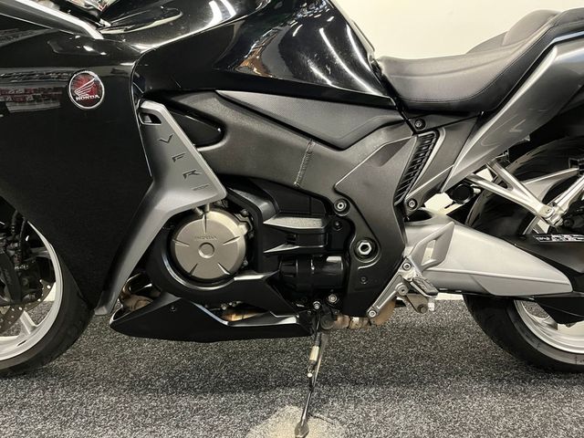 honda - vfr-1200-f-c-abs-dct