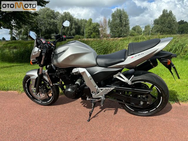 kawasaki - z-750